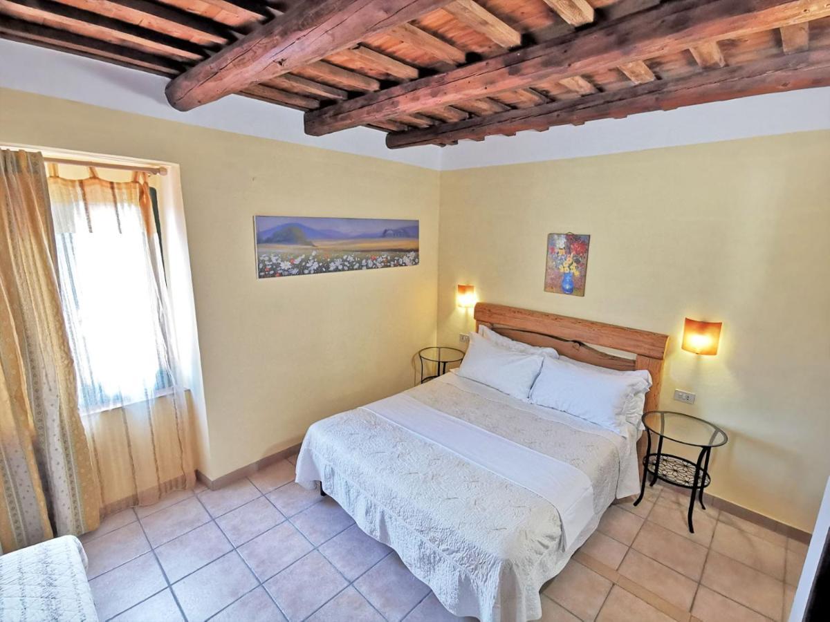 Il Girasole Country Village Massignano Buitenkant foto