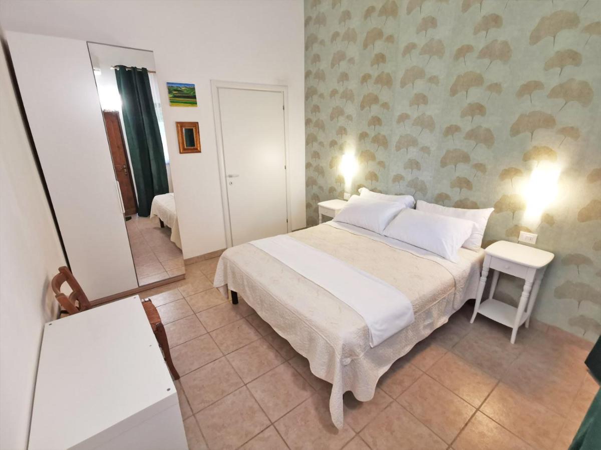 Il Girasole Country Village Massignano Buitenkant foto